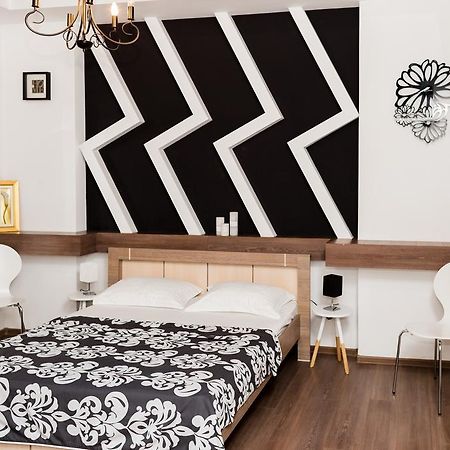 לבוב Apartments Zefir מראה חיצוני תמונה